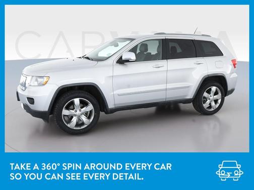 Photo 3 of 37 of 2012 Jeep Grand Cherokee Overland