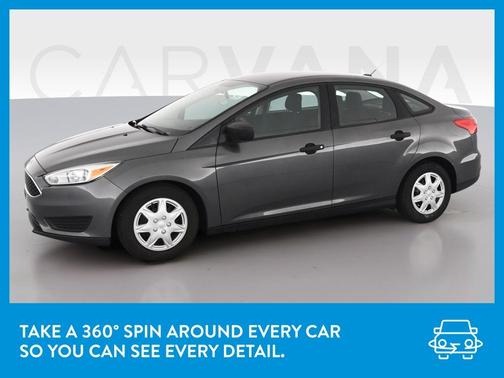 Photo 3 of 39 of 2017 Ford Focus S