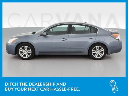 Photo 4 of 36 of 2012 Nissan Altima 3.5 SR