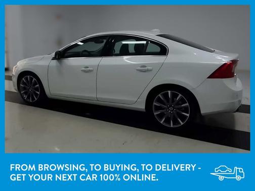 Photo 5 of 34 of 2015 Volvo S60 T6 Platinum