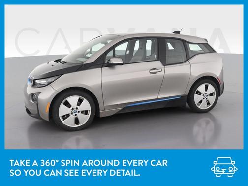 Photo 3 of 44 of 2014 BMW i3 Base w/Range Extender