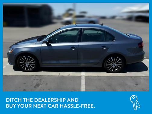 Photo 4 of 67 of 2016 Volkswagen Jetta 1.8T Sport