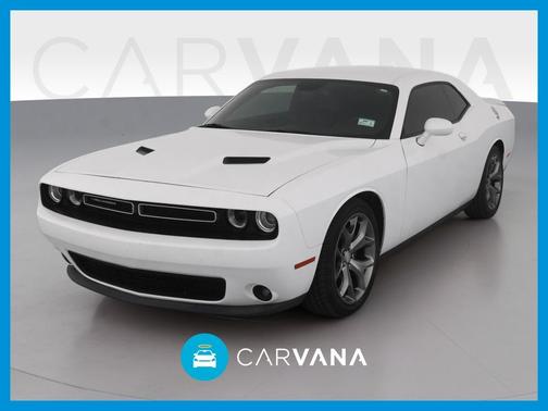 Photo 1 of 42 of 2016 Dodge Challenger SXT