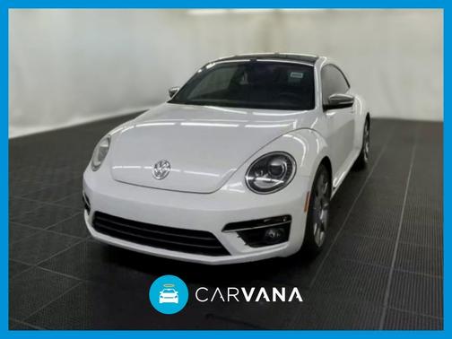 Photo 1 of 34 of 2014 Volkswagen Beetle 2.0L TDI