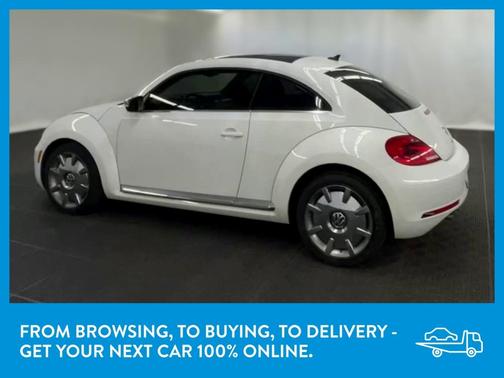 Photo 5 of 34 of 2014 Volkswagen Beetle 2.0L TDI