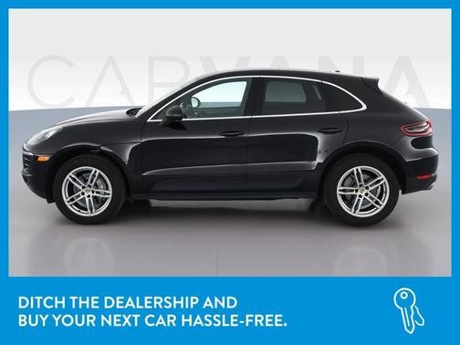 Photo 4 of 49 of 2017 Porsche Macan S