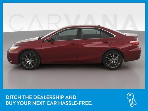 Photo 4 of 43 of 2017 Toyota Camry XSE