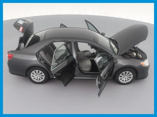 2013 Toyota Camry LE for sale in Broken Arrow, OK - image 20