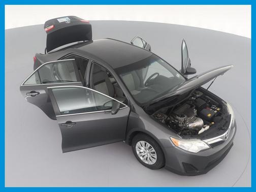 2013 Toyota Camry LE for sale in Broken Arrow, OK - image 21