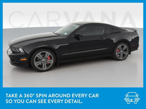 Photo 3 of 41 of 2013 Ford Mustang V6 Premium
