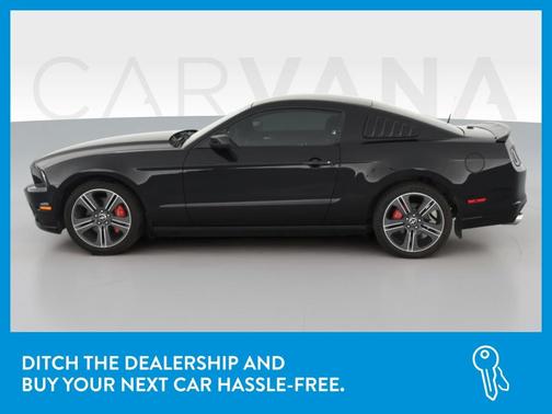 Photo 4 of 41 of 2013 Ford Mustang V6 Premium