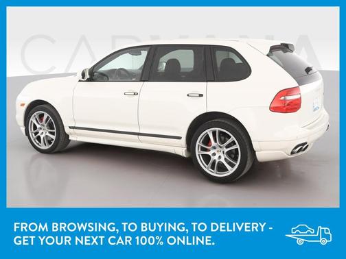 Photo 5 of 44 of 2010 Porsche Cayenne GTS