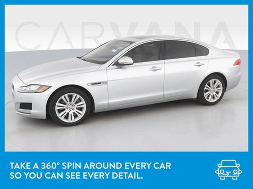 Photo 3 of 47 of 2016 Jaguar XF 35t Premium