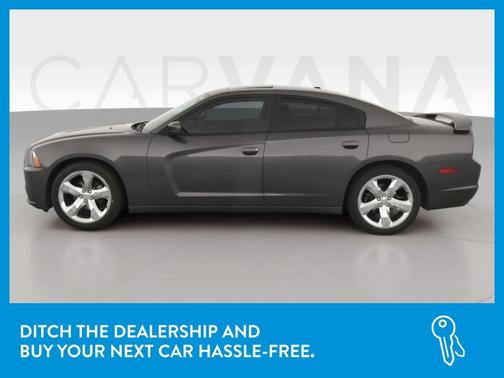 Photo 3 of 33 of 2013 Dodge Charger SXT