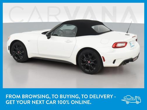 Photo 5 of 42 of 2019 FIAT 124 Spider Abarth