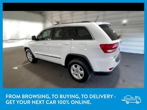 Photo 5 of 32 of 2013 Jeep Grand Cherokee Laredo