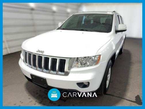 Photo 1 of 32 of 2013 Jeep Grand Cherokee Laredo