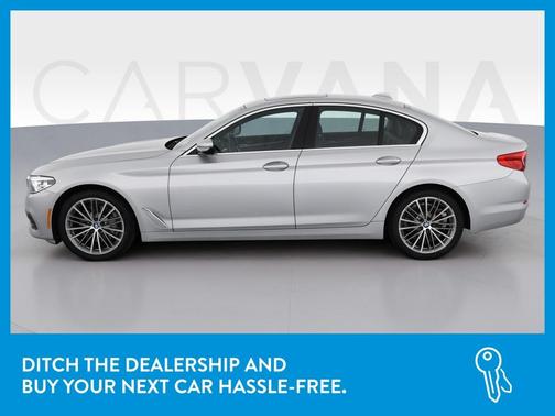 Photo 4 of 49 of 2017 BMW 530 i