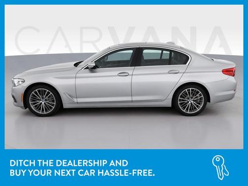 Photo 4 of 41 of 2017 BMW 530 i