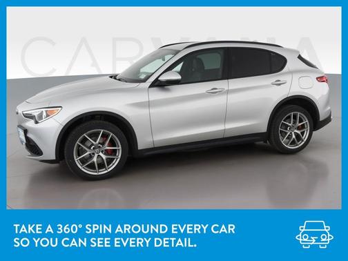 Photo 3 of 42 of 2018 Alfa Romeo Stelvio Ti
