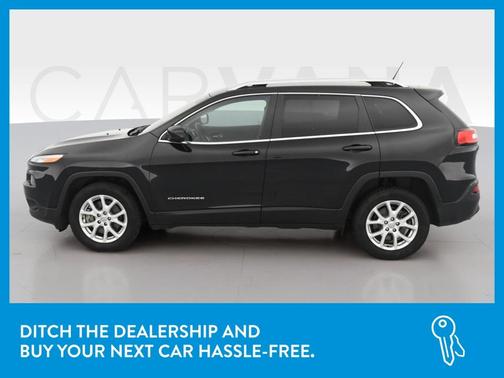 Photo 4 of 44 of 2015 Jeep Cherokee Latitude