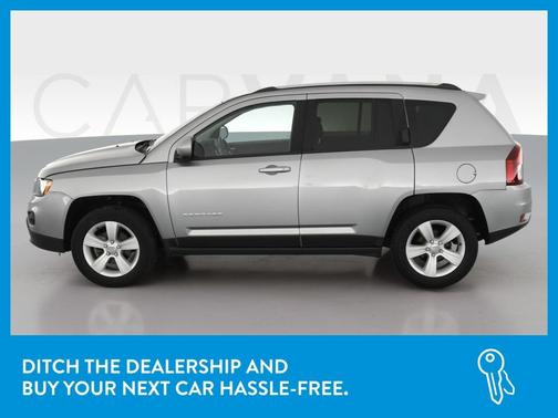 Photo 4 of 33 of 2016 Jeep Compass Latitude