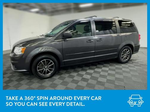 Photo 3 of 43 of 2016 Dodge Grand Caravan SXT