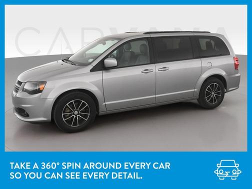 Photo 3 of 48 of 2019 Dodge Grand Caravan GT