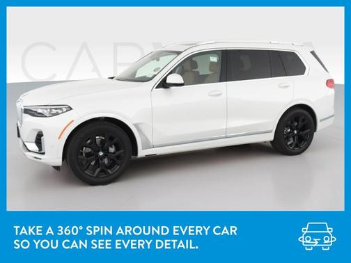 Photo 3 of 52 of 2022 BMW X7 xDrive40i