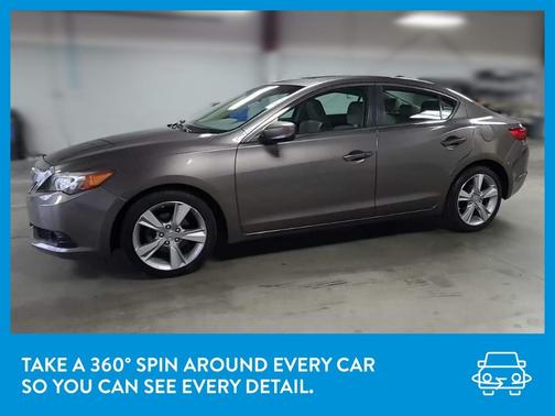 Photo 3 of 36 of 2013 Acura ILX 2.0L Technology