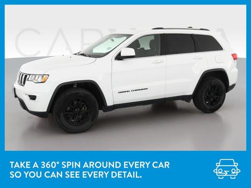 Photo 3 of 43 of 2018 Jeep Grand Cherokee Laredo E
