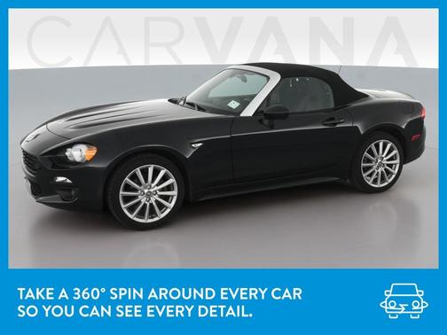 Photo 3 of 31 of 2018 FIAT 124 Spider Lusso