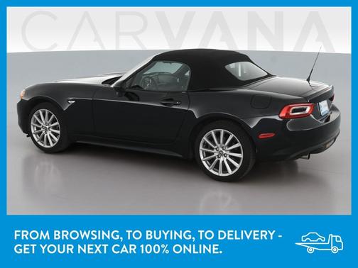 Photo 5 of 31 of 2018 FIAT 124 Spider Lusso
