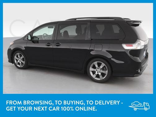 Photo 5 of 44 of 2011 Toyota Sienna SE