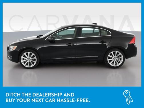 Photo 4 of 38 of 2017 Volvo S60 Inscription T5