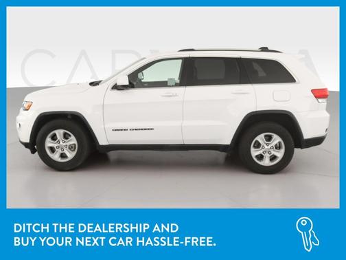 Photo 2 of 38 of 2017 Jeep Grand Cherokee Laredo