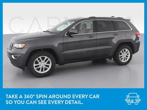 Photo 3 of 43 of 2017 Jeep Grand Cherokee Laredo