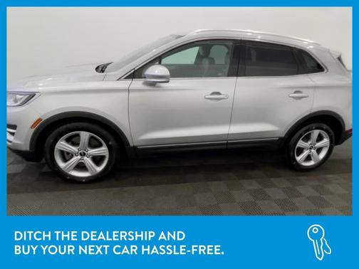 Photo 4 of 36 of 2016 Lincoln MKC Premier