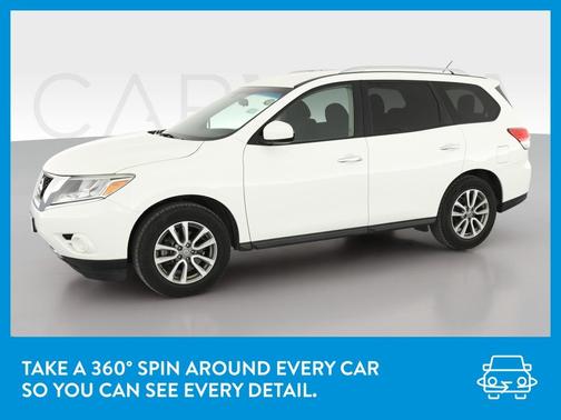Photo 3 of 39 of 2016 Nissan Pathfinder S