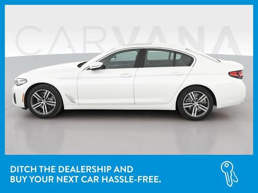 Photo 4 of 44 of 2021 BMW 530 i