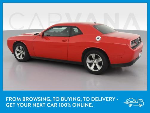 Photo 5 of 38 of 2015 Dodge Challenger SXT