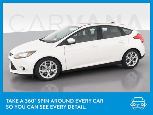 Photo 3 of 41 of 2014 Ford Focus Titanium