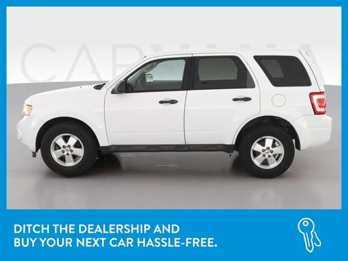 Photo 4 of 32 of 2011 Ford Escape XLS