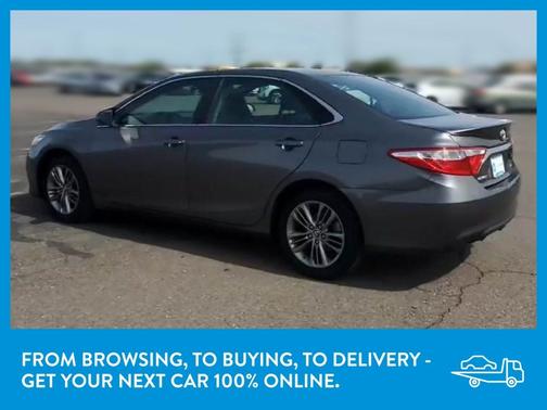 Photo 5 of 33 of 2015 Toyota Camry SE