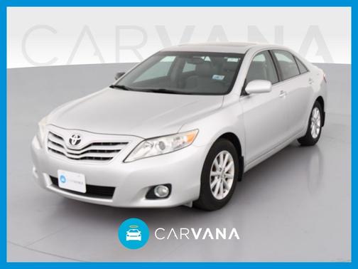 Photo 1 of 45 of 2011 Toyota Camry XLE
