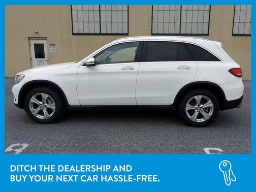 Photo 4 of 99 of 2016 Mercedes-Benz GLC-Class GLC 300 4MATIC