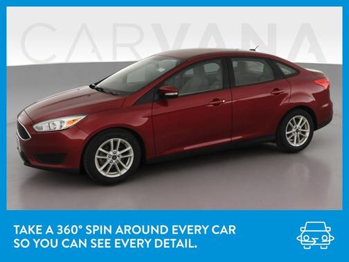 Photo 3 of 33 of 2015 Ford Focus SE