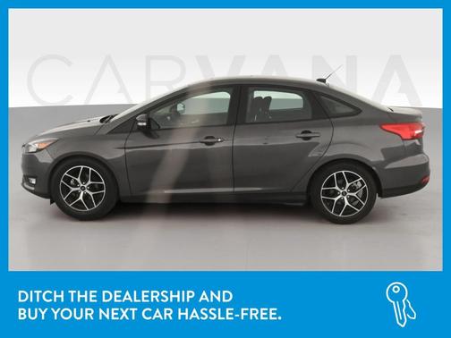 Photo 4 of 40 of 2017 Ford Focus SEL