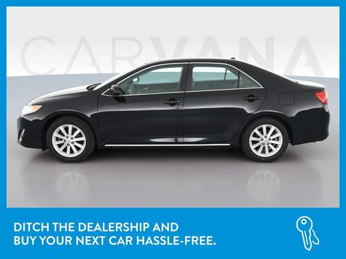 Photo 4 of 41 of 2013 Toyota Camry XLE