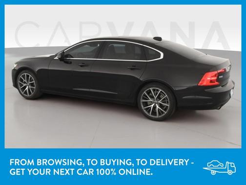 Photo 5 of 43 of 2018 Volvo S90 T5 Momentum